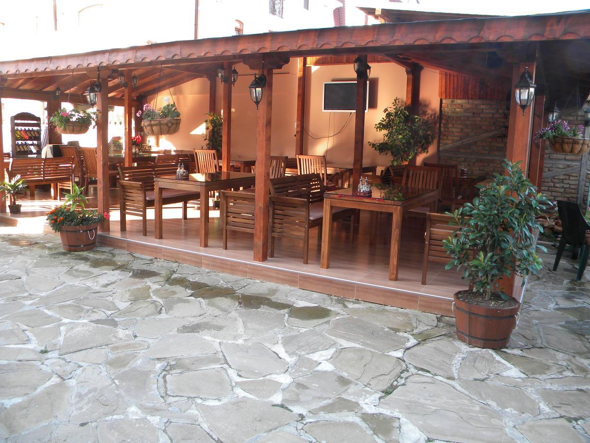 Hotel Black Sea - Breakfast, Pool & Free Parking ابزور المظهر الخارجي الصورة