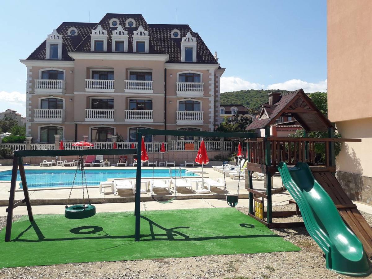 Hotel Black Sea - Breakfast, Pool & Free Parking ابزور المظهر الخارجي الصورة